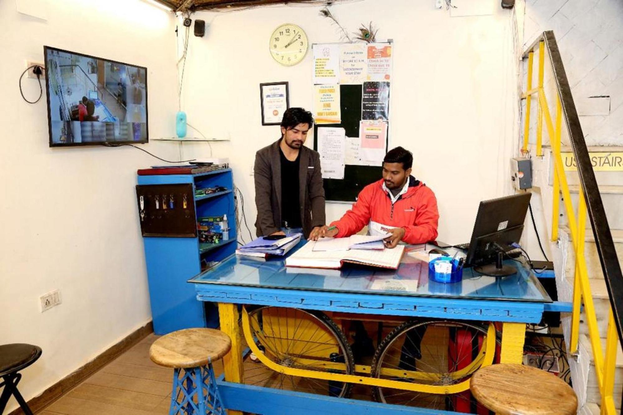 Bunk Hostel Delhi Best Backpacking Accommodation Nova Deli Exterior foto